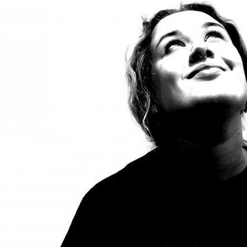 Photo of Siân Mackie