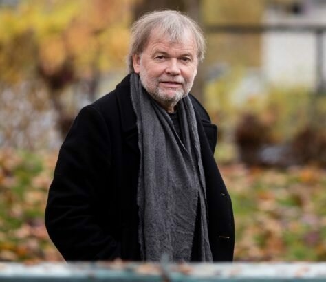 Jostein Gaarder, Akin Düzakin (ill.)