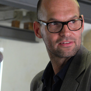 Photo of Hinrich Schmidt-Henkel