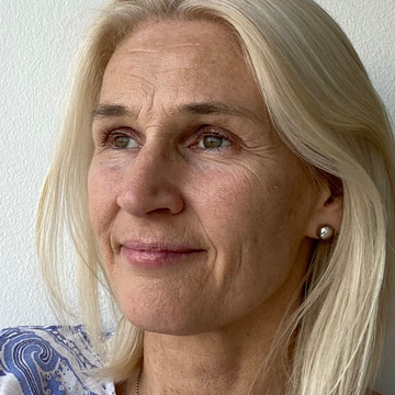 Photo of Anne Lande Peters