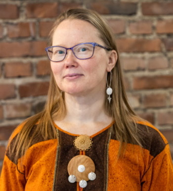 Kirsi Máret Paltto, Kirsi Máret Paltto (ill.)