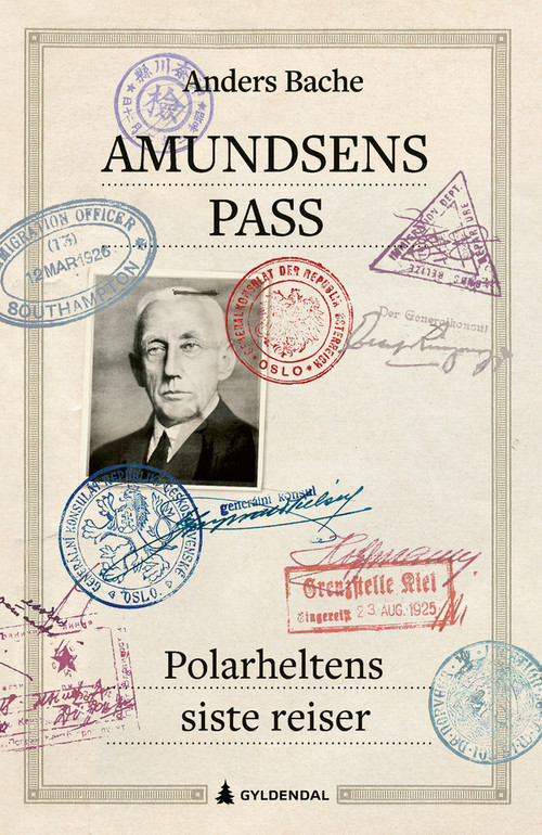 Cover of Roald Amundsen's Passport